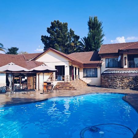Ecotel Premier Lodge & Conference Centre Benoni Esterno foto