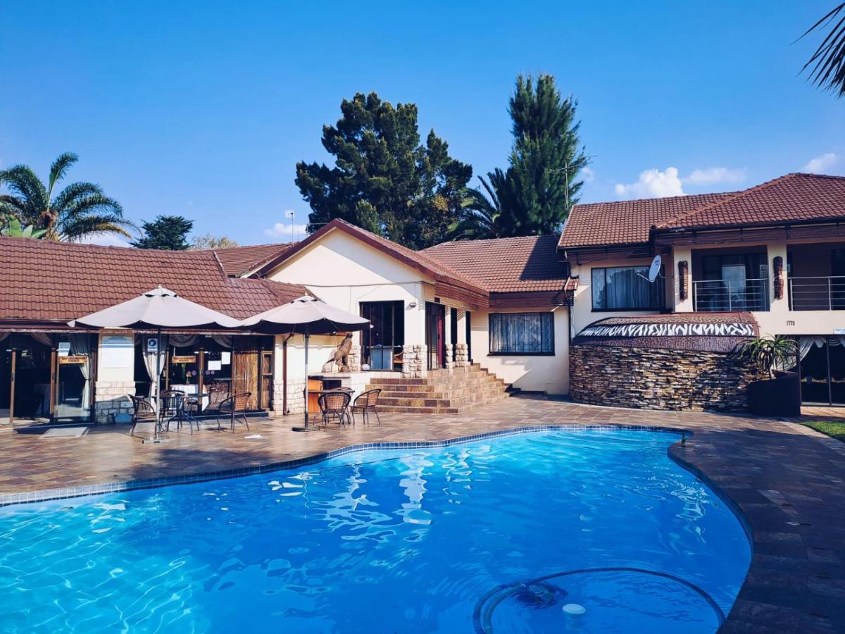 Ecotel Premier Lodge & Conference Centre Benoni Esterno foto