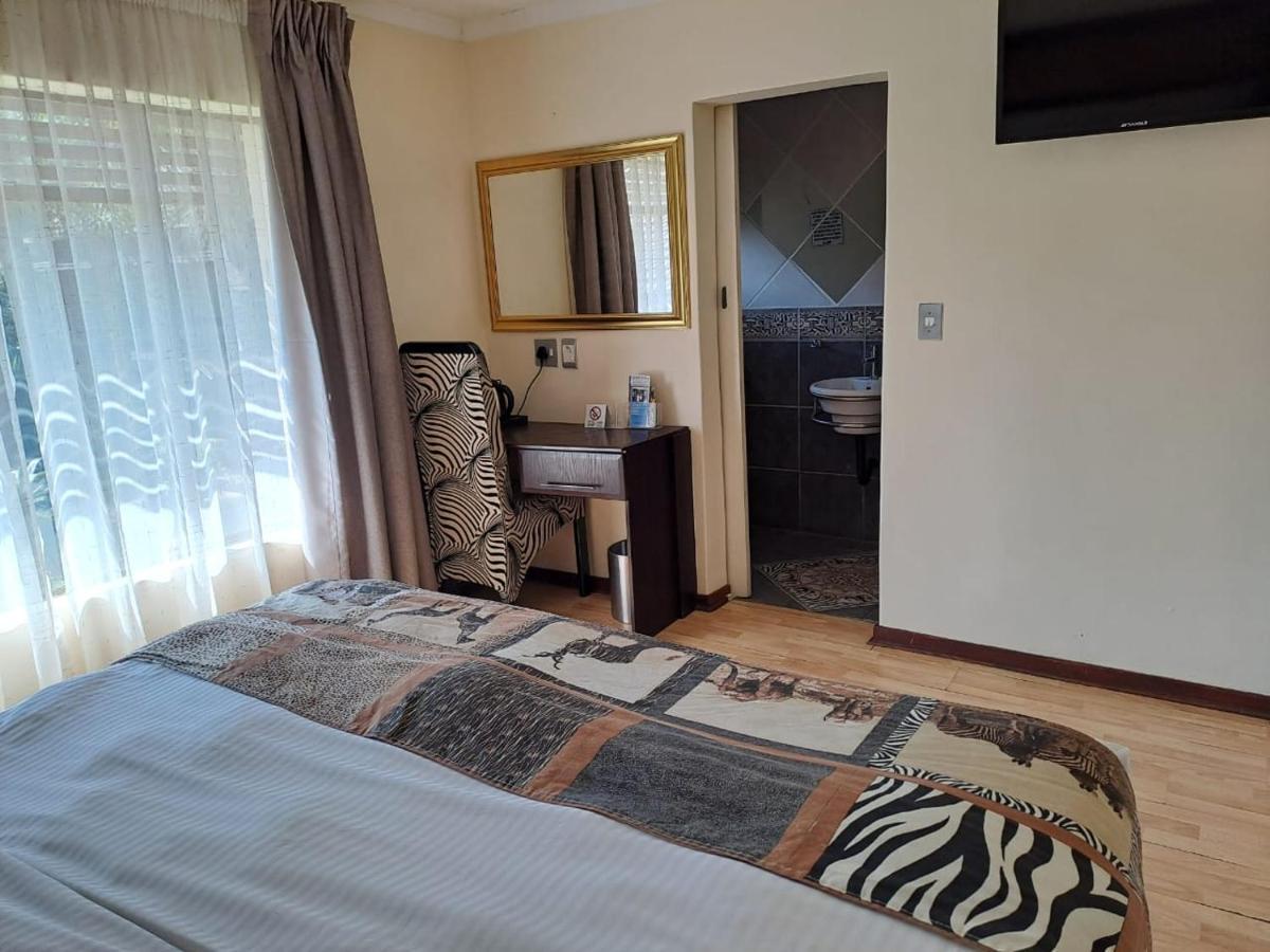 Ecotel Premier Lodge & Conference Centre Benoni Esterno foto