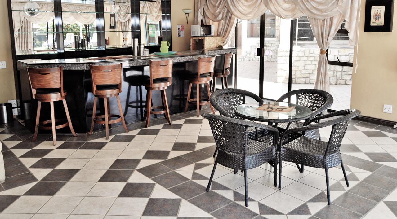 Ecotel Premier Lodge & Conference Centre Benoni Esterno foto